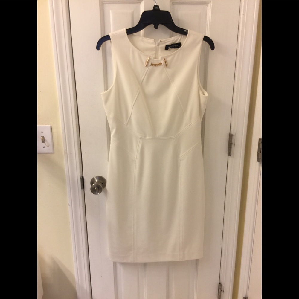 Ivanka Trump Dress Off -White Sz 8 EUC